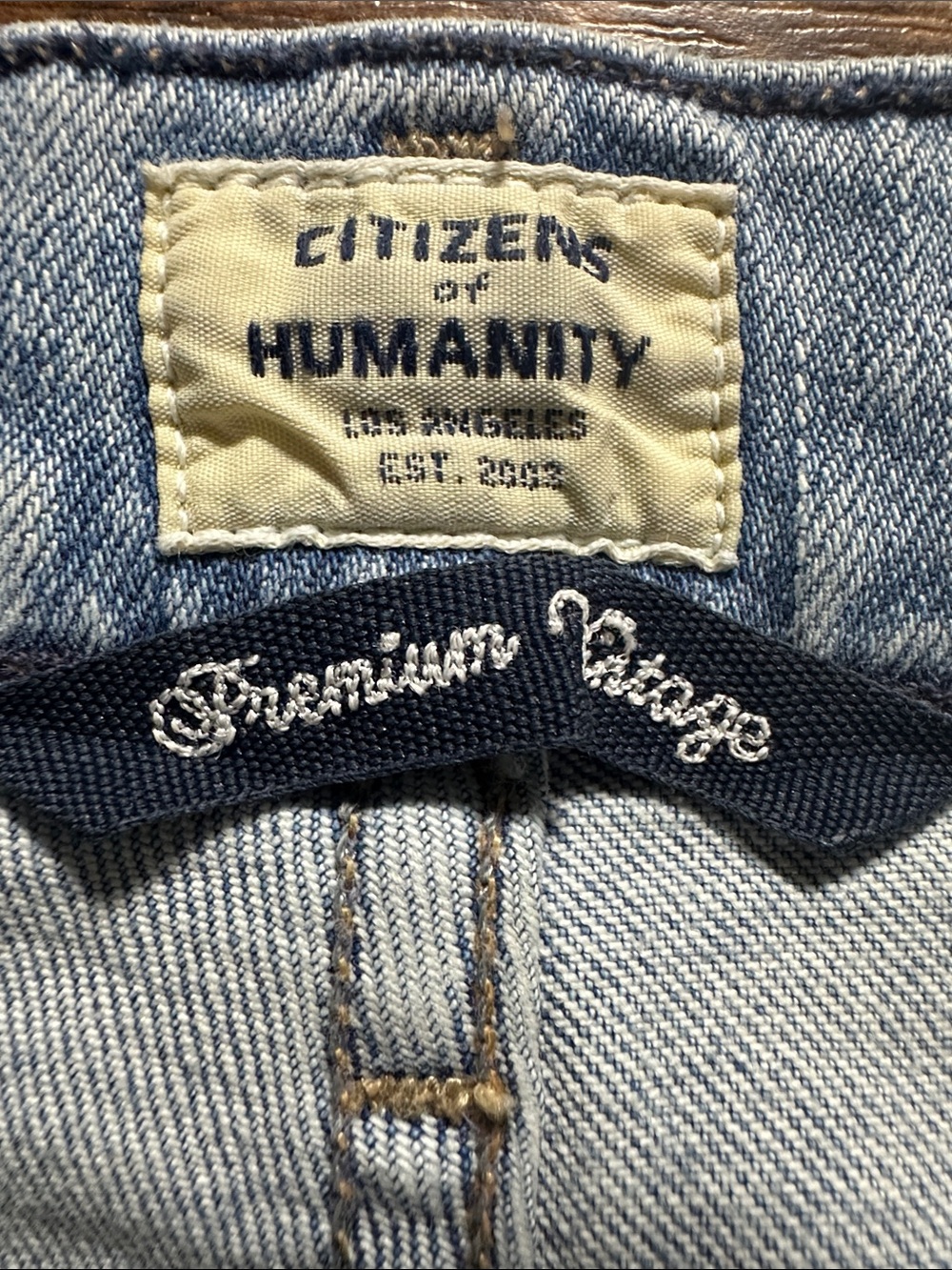 👖 Citizens of Humanity Marlowe Seltzer Premium Vintage Shorts Sz 27 ✨ - Picture 2 of 12